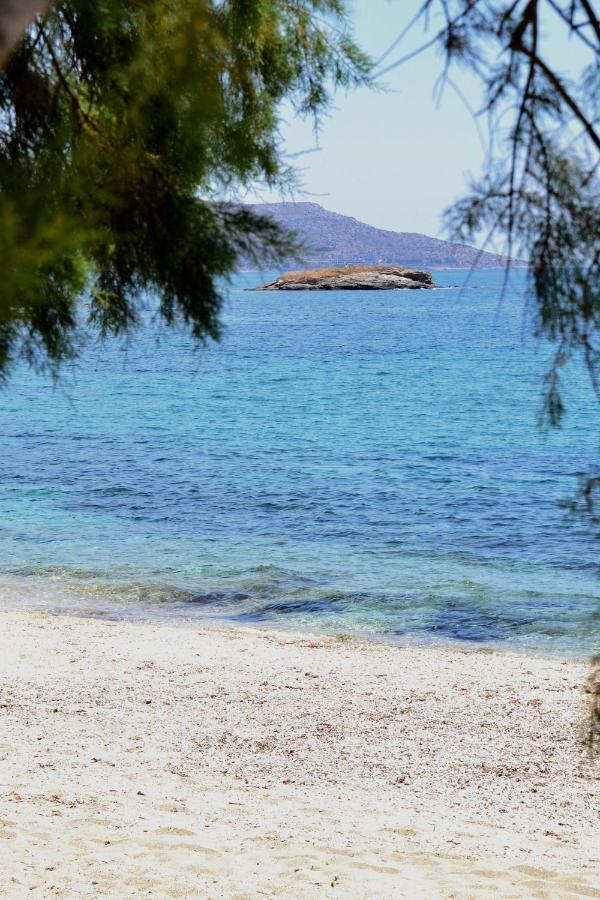 Beach House Set In A Beautiful Bay Caristo Exterior foto