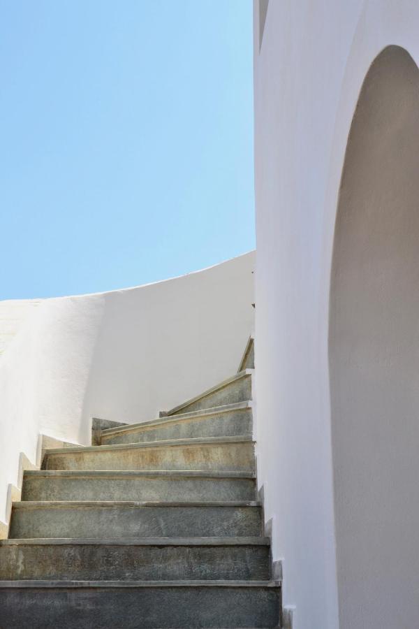 Beach House Set In A Beautiful Bay Caristo Exterior foto