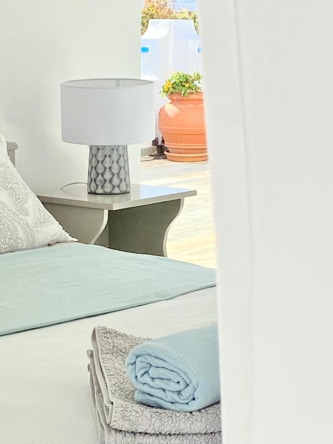 Beach House Set In A Beautiful Bay Caristo Exterior foto