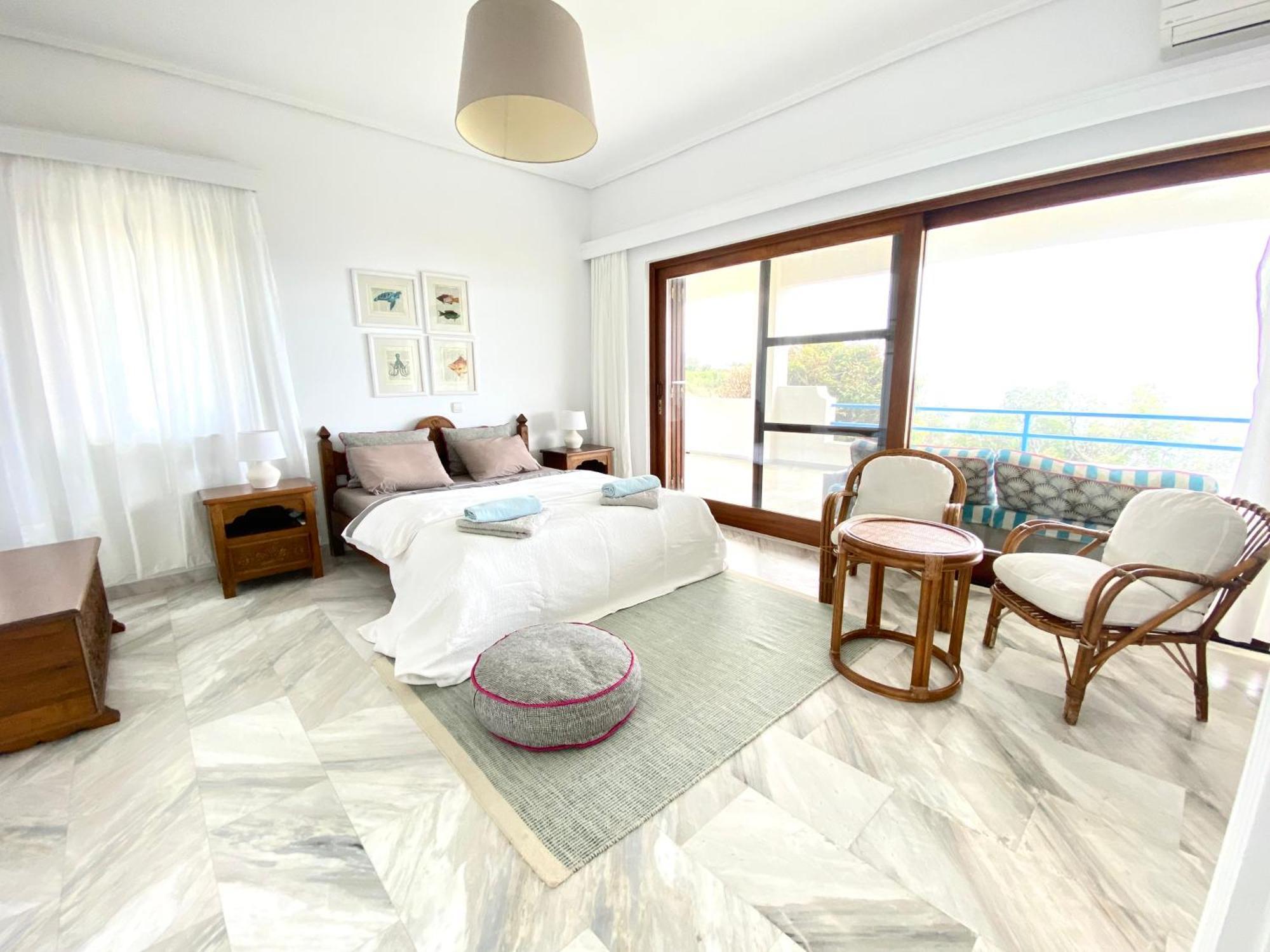 Beach House Set In A Beautiful Bay Caristo Exterior foto